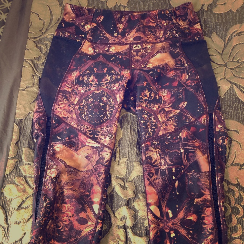 Calia by Carrie Underwood: workout capris